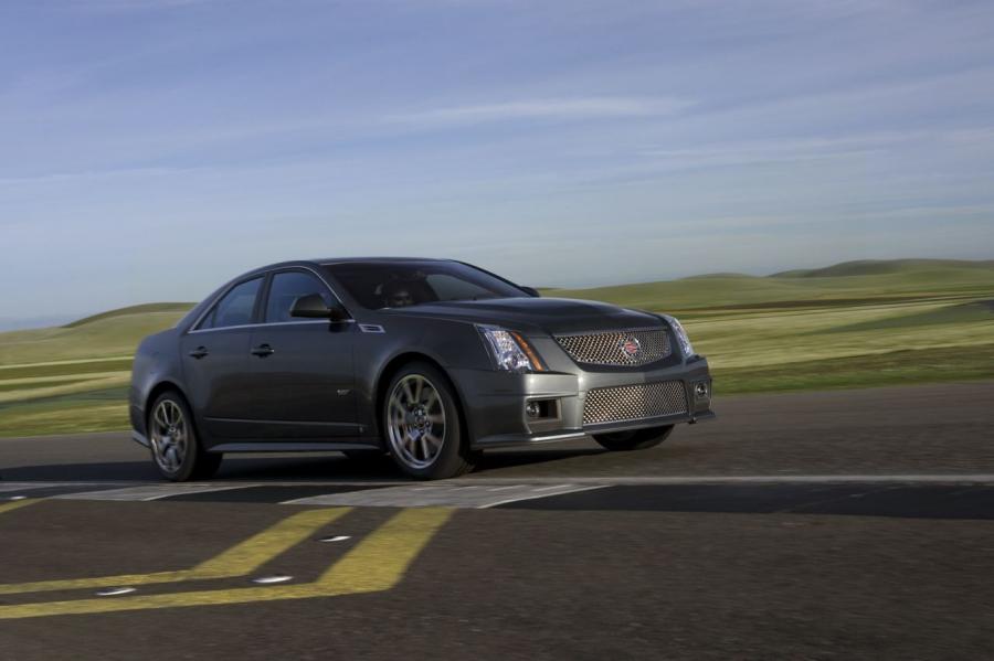  Cadillac CTS-V Coupe 2010 года  (фото 37 из 315)
